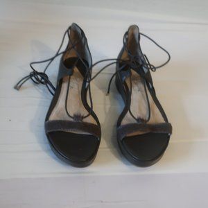 NWT Womens Klik "Kelli" Gray Leather & Pony Hair Sandals Sz 6 *